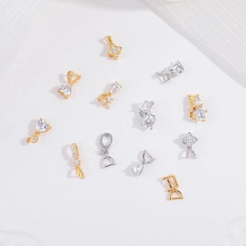 Gancio per Pendente in Argento Sterling 925 Con Zirconia Per Creazione Gioielli Fai-da-Te Forma Cuore Quadrifoglio