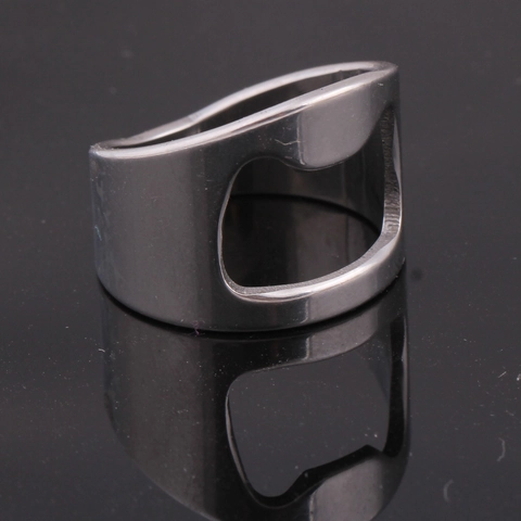304 Stainless Steel Bottle Opener Ring For Men Polished Minimalist Beer Bottle Lid Opener Versatile Fashion Finger Ring Jewelry