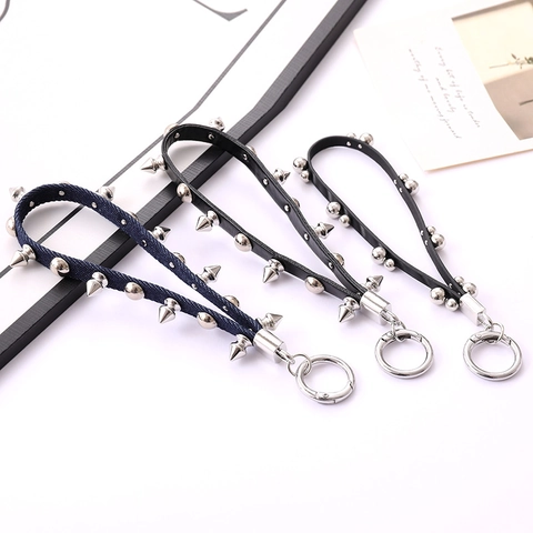 Punk Rivet Artificial Leather Keychain Personalized Exaggerated Spike Studded Bag Pendant For Women Men Fashion Accessory