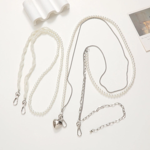 Elegante Cordino per Cellulare in Perla Artificiale Catena per Borsa Ciondolo a Cuore Cinturino Fatto a Mano per Donna Accessori