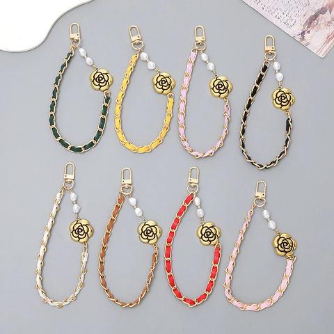 Pendaglio per Borsa Camelia Vintage Perla Artificiale Catena Intrecciata in Pelle Cinturino da Polso Lega Oro Donna