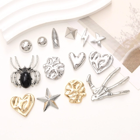 DIY Metalen Legering Bedeltjes Voor Sieraden Maken Telefoonhoesje Decor Ster Hart Spin Bliksem Kogel Gothic Punk Accessoires Gegalvaniseerde Hangers