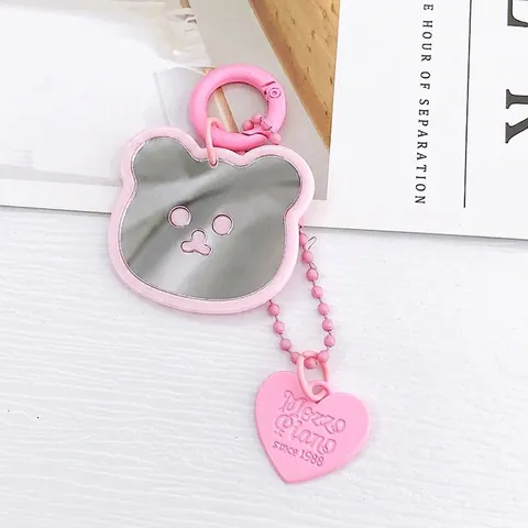 Portachiavi con Specchio Portatile a Forma di Orso Cartone Animato Con Ciondolo a Cuore Mini Specchio da Trucco in Acrilico