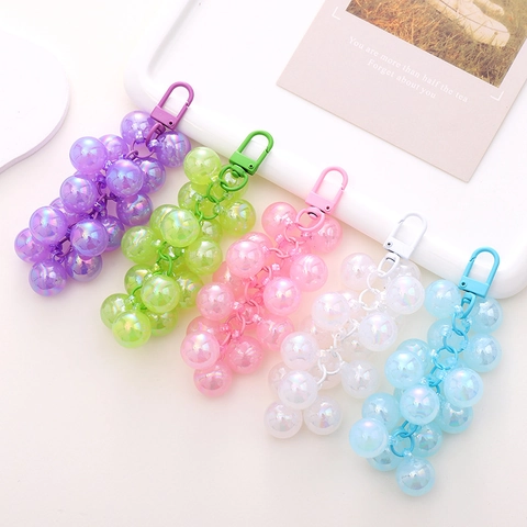 Colorful Acrylic Grape Bead Keychain Pearlescent Resin Fruit Bag Pendant Purse Charm For Women Sweet Fashion Jewelry