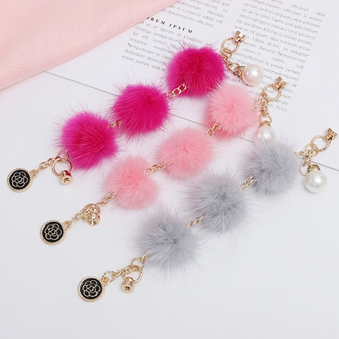 Winter Kunstpelz Nerzball Anhänger Für Tasche Charm DIY Schlüsselanhänger Zubehör Legierung Kamelie Blume Künstliche Perle Ornament