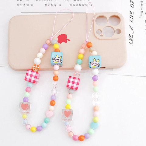 Handgefertigte Kawaii Hase Perlen Handykette Charme Macaron Bunte Herz Perlen Anti-Drop Handgelenk Riemen Damen Tech Zubehör
