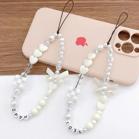 Ins Style Beaded Phone Lanyard With Artificial Pearl Heart Bow Design Acrylic Phone Strap For Women Decorative Phone Shell Charm