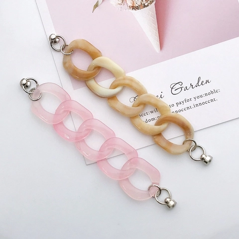 Catena per Cellulare a Maglie Grosse in Acrilico con Motivo Marmo Ciondolo in Resina per Borsa in Colori Caramella per Uomo Donna