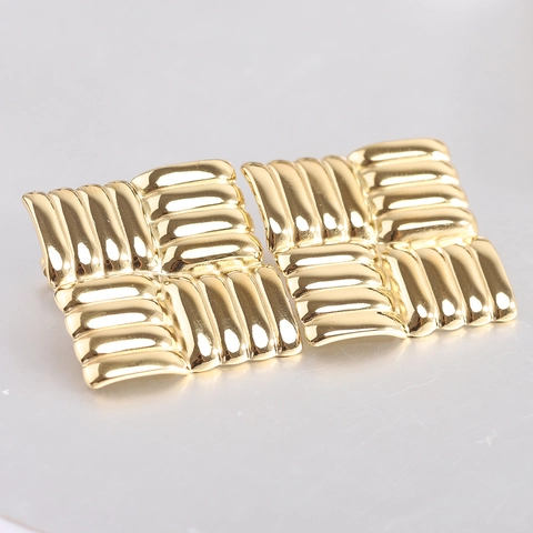 Orecchini a Bottone Quadrati Geometrici in Acciaio Inossidabile 304 Minimalisti Placcati Oro Texture Trapuntata Donna