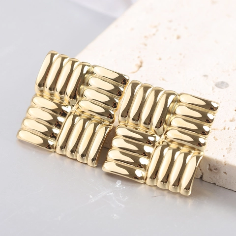 Orecchini a Bottone Quadrati Geometrici in Acciaio Inossidabile 304 Minimalisti Placcati Oro Texture Trapuntata Donna