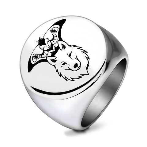 Vintage Punk Wolf Head Moth Signet Ring 304 Stainless Steel Electroplated Circular Finger Ring For Men Gothic Jewelry Gift