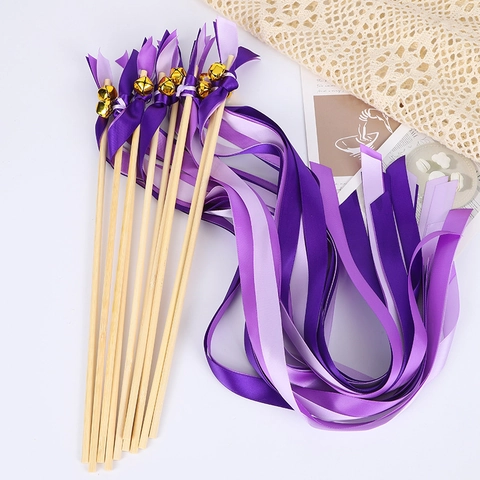 Hochzeit Zauberstäbe Mit Glocke Bunte Satinband Spitze Streamer Fairy Sticks Für Hochzeit Party Feier Dekorationen Holzstab