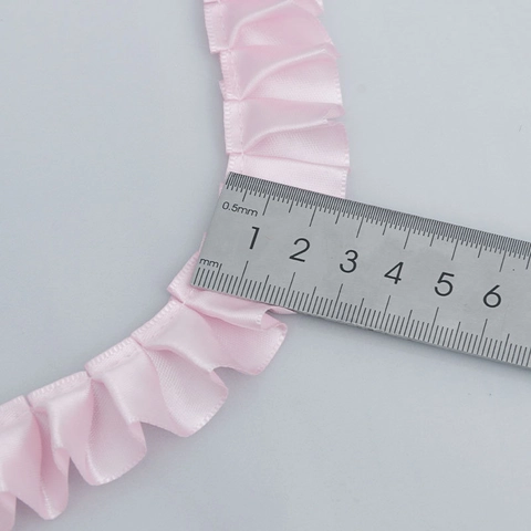 Polyester Geplooid Satijnlint Geroezelde Kantafwerking Voor Kleding DIY Naaien Geschenk Boeket Bloemenverpakking Decoratieve Stof Accessoire