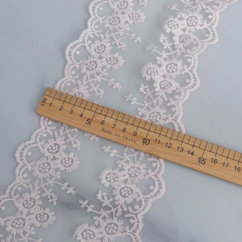 Vintage Floral Embroidered Lace Trim 13cm Wide 5 Yards Scalloped Edging For Lolita Wedding Dress Hem DIY Sewing Accessory