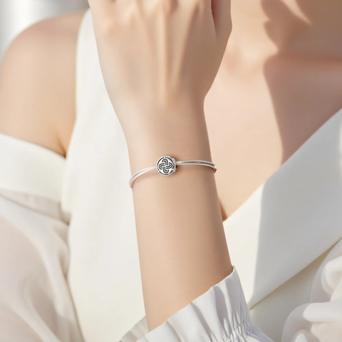 Charm in Argento Sterling 925 con Simbolo Trikaya Tomoe Perla a Forma di Tamburo per Fai da Te Bracciale Collana Gioielli Moda