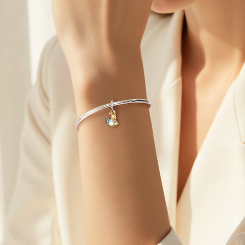 925 Sterlingsilber Vergoldeter Hasen Anhänger Halskette Mit Herz Mondstein Und Grünen Zirkonia Süßer Tier Charm Für Damen