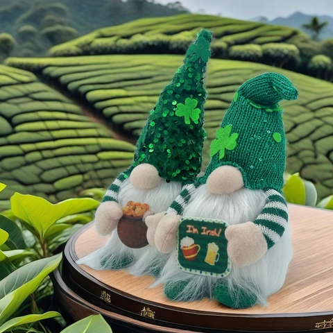 Gnomo di Peluche per il Giorno di San Patrizio Bambola Decorativa Con Luce LED Cappello di Paillettes Trifoglio Ornamento per Casa Festa