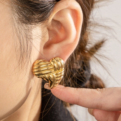 Vintage Roestvrij Stalen Hart Oorknopjes Voor Dames Ribbel Schelp Textuur Ontwerp Stijlvolle Niche Goud Zilver Metalen Oorbellen Sieraden