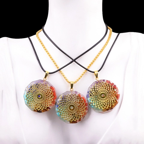 Collier Pendentif Chakra en Résine de Pierre Naturelle Porte-clés Mandala Géométrie Sacrée Bijoux en Cristal de Guérison Femmes Hommes