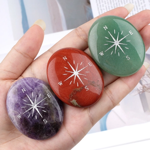 Natural Crystal Agate Healing Stone Oval Palm Stone Engraved Compass Star Pattern For Meditation Home Decor Gift
