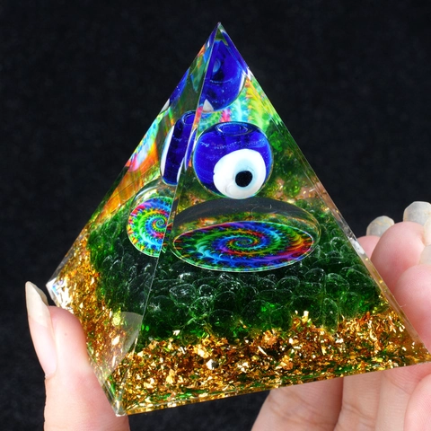 Handgemachte Orgonit Pyramide Böser Blick Harz Schreibtisch Deko Mit Goldfolie Grünen Kristallsteinen Heilenergie Haus Büro Dekoration