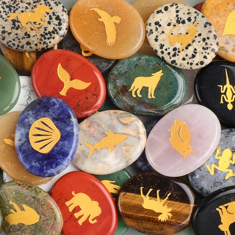 Natuurlijke Edelsteen Gesneden Dier Handsteen Helende Kristal Reiki Meditatie Steen Goud Gegraveerde Zorgensteen Voor Decoratie