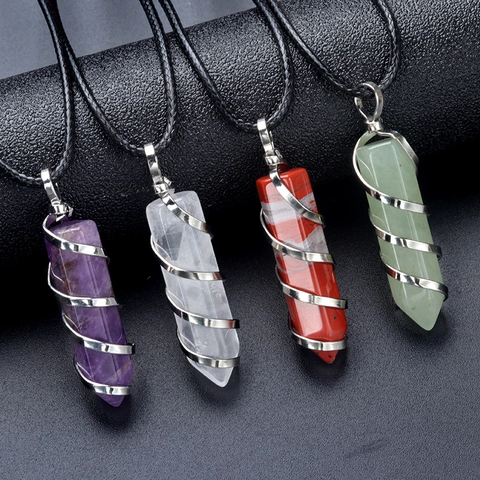 Natürlicher Kristall Halbedelstein Hexagonale Säule Halskette Spiralwickeldraht Einzelspitze Edelstein Anhänger Schmuck Für Unisex