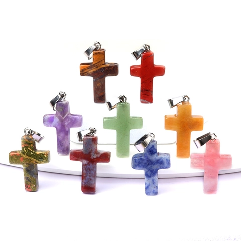 Natürlicher Kristall-Achat-Stein Kreuz Anhänger Mit Legierungsverschluss Geheilter Stein Kreuz Für Halskettenbau Unisex Religiöser Schmuck