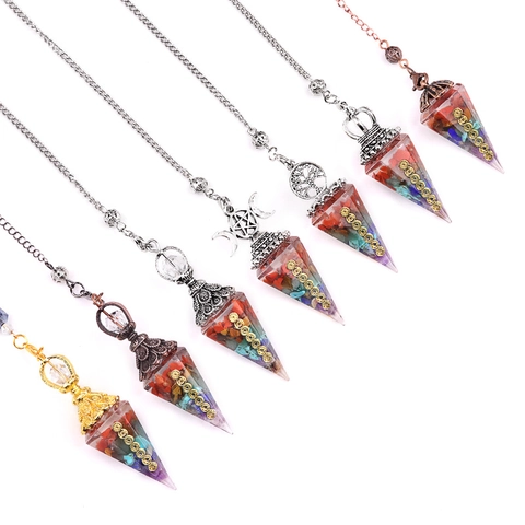 Seven Chakra Natural Crystal Gravel Resin Pendulum With Metal Chain For Dowsing Meditation Healing Spiritual Hexagonal Cone Pendant