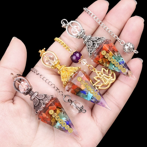 Sieben Chakra Naturkristall Schotter Harz Pendel Mit Metallkette Für Wünschelrute Meditation Heilung Spirituelle Sechseckige Kegel Anhänger