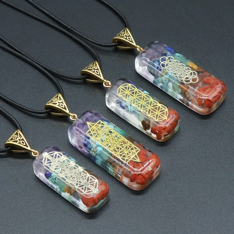 Collier Pendentif Orgonite en Pierre de Cristal Naturelle 7 Chakra Reiki Résine Collier Rectangle Bijoux Géométrie Sacrée
