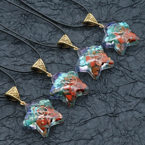 Natural Crystal Chips Pentagram Resin Orgone Pendant Necklace With Copper Spiral Healing Energy Stone Star Jewelry For Women Men