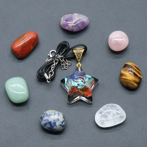 Heilende Kristall Harz Anhänger Halskette Set Mit Mond Stern Form Natur Energie Stein Chakra Reiki Spirituelle Schmuck Geschenkbox