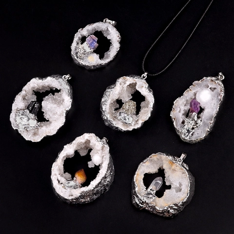 Collier Pendentif Tranche de Géode de Cristal Naturel pour Femme Améthyste Citrine Pyrite Bord Argent Bijoux Bohème
