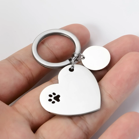 Portachiavi a Forma di Cuore in Acciaio Inossidabile con Zampa di Animale Piastrina Cane in Metallo Lucido Regalo Quotidiano