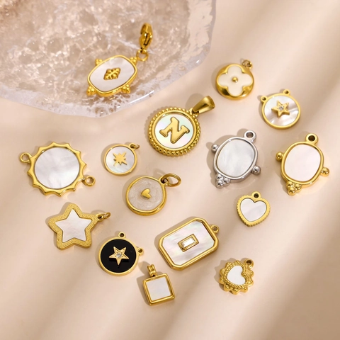 Ciondolo Geometrico in Acciaio Inossidabile per Donna Perla Artificiale Smalto Cuore Stella Lettera Accessori per Gioielli