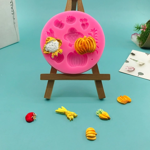 Pumpkin Tomato Corn Carrot Scarecrow Silicone Mold DIY Fondant Cake Baking Decoration Tool Chocolate Soap Candle Mold