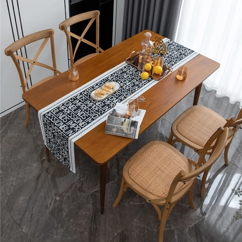 Modern Minimalistisch Jacquard Tafelloper Polyester Letterprint Gegolfde Rand Decoratieve Tafelloper Voor Eetkamer