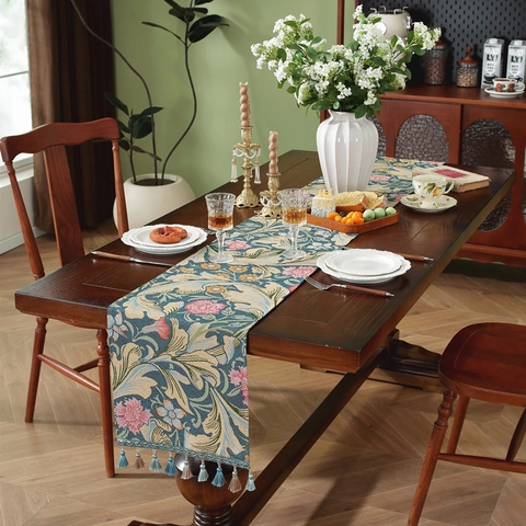 Vintage American Jacquard Table Runner With Tassels Botanical Floral Bird Pattern For Dining Coffee Table Cabinet Decor