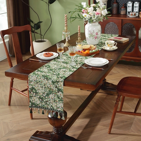 Vintage American Jacquard Table Runner With Tassels Botanical Floral Bird Pattern For Dining Coffee Table Cabinet Decor