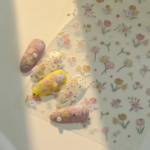 Adesivi per Unghie a Forma di Tulipano Floreale in Rilievo 3D Sottili Flessibili Autoadesivi per Manicure Fai da Te