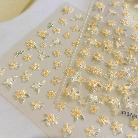 Gelbe Blume 3D Relief Nagelaufkleber Floral Herz Stern Muster Selbstklebend DIY Maniküre Dekoration Damen