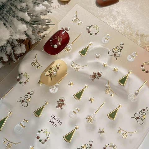 Weihnachten 3D Relief Bronzieren Nagelaufkleber Schneemann Weihnachtsbaum Lebkuchenmann Muster DIY Nagel Dekoration Kunst