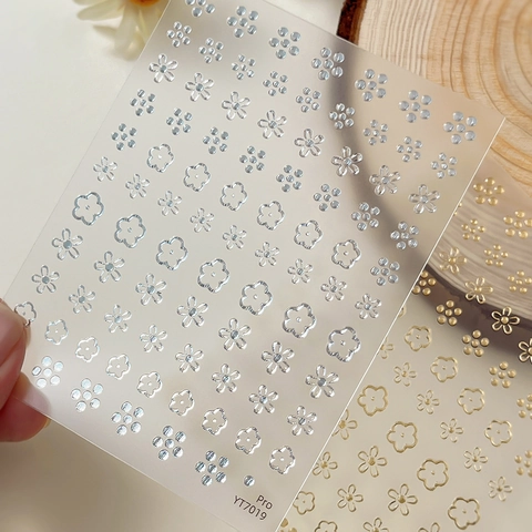3D Embossed Flower Nail Art Stickers Bronzing Gold Silver Floral Daisy Self Adhesive Manicure Decoration For Women DIY Nails