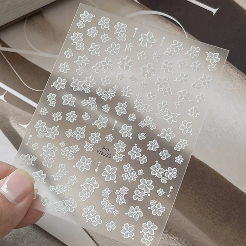 Minimalistische Zoete Bloemen Nail Art Stickers 3D Reliëf Bloem Elegante Manicure Decoratie DIY Schoonheidsaccessoires Dames
