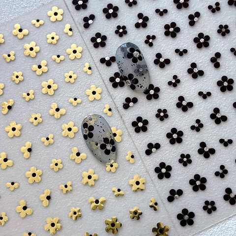 Exquisitas Pegatinas para Uñas Minimalista Flor de Cinco Pétalos Diseño Oro Negro Autoadhesivo Rhinestone Decoración de Manicura para Uñas de Mujer