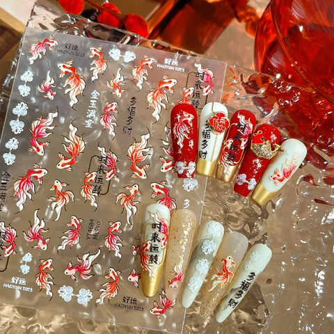 Pegatinas de Uñas de Relieve Pez Koi Año Nuevo Chino Caracteres Suerte Bronceado 3D Autoadhesivo Decoración Manicura Mujer