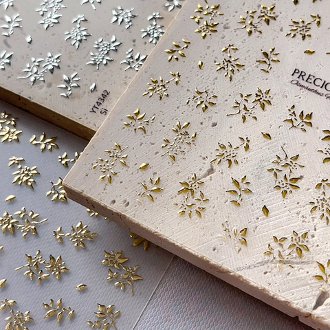 3D Embossed Osmanthus Flower Nail Stickers Metallic Gold Silver Floral Nail Art Decals Minimalist DIY Manicure Decoration For Women