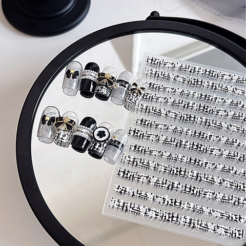 Adesivi per Unghie con Scritte in Rilievo 3D Vintage Nero Testo Adesivo Goffrato Manicure Fai da Te Decorativo Unghie