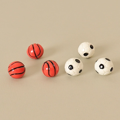 Modello in Resina di Pallone da Calcio e Basket in Miniatura Decorazione per Casa delle Bambole Micro Paesaggio Fai da Te